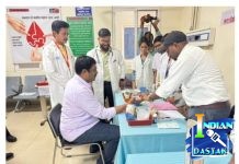 लॉयड्स मेटल्सतर्फे महा-रक्तदान शिबिर: ७७७ दात्यांचा विक्रमी सहभाग,कंपनीचे MD बी. प्रभाकरन यांचे प्रेरणादायी रक्तदान