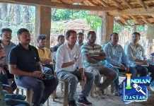 बिनागुंडा परिसरात तालुकास्तरीय अधिकाऱ्यांची संयुक्त क्षेत्रभेट जिल्हाधिकाऱ्यांच्या दौऱ्यानंतर बिनागुंडा परिसरात योजनांच्या अंमलबजावणीला गती